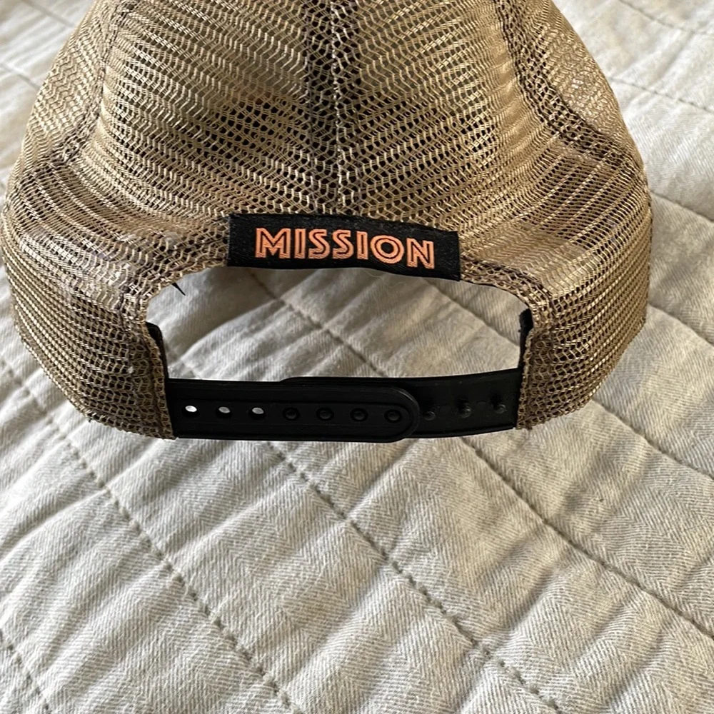 SnapBack - Picture 2 of 2